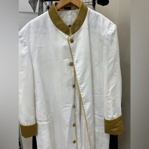 Elegant White Clergy Robe with Gold Accents - Perfect for Special Services